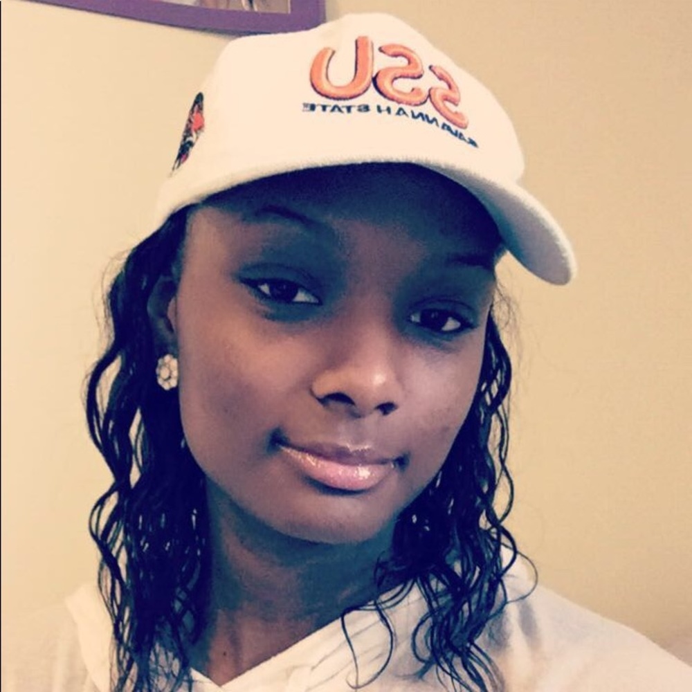 Meet your Posher, Jalleah